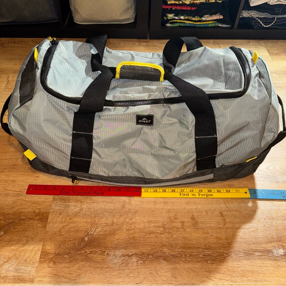 Quest Adventure Travel Duffel 45L Heavy Duty Full Zip Nylon Lightweight Carry-on